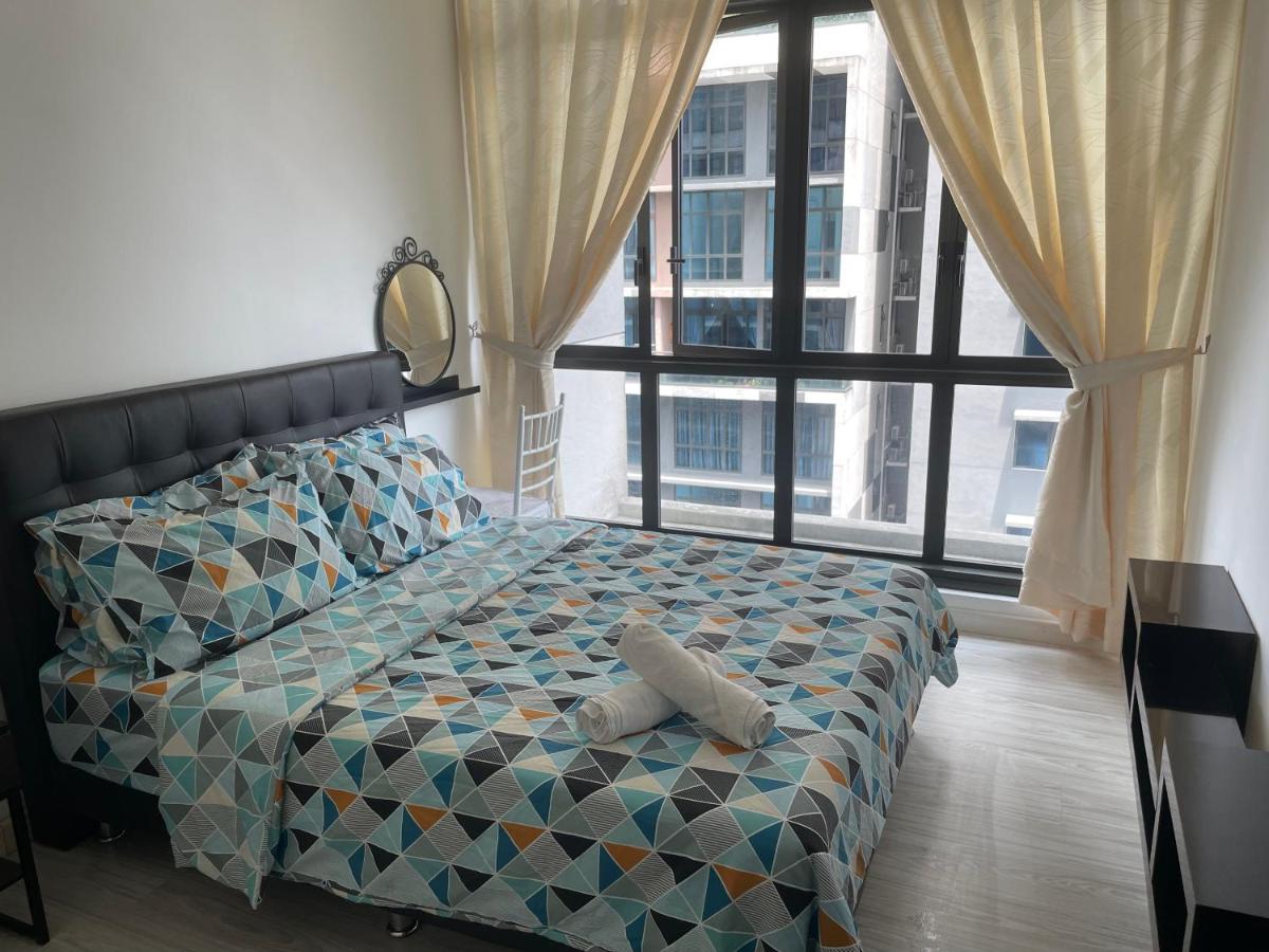 2 Bedroom Apartment @Setia Sky 88 Джохор-Бару Екстер'єр фото